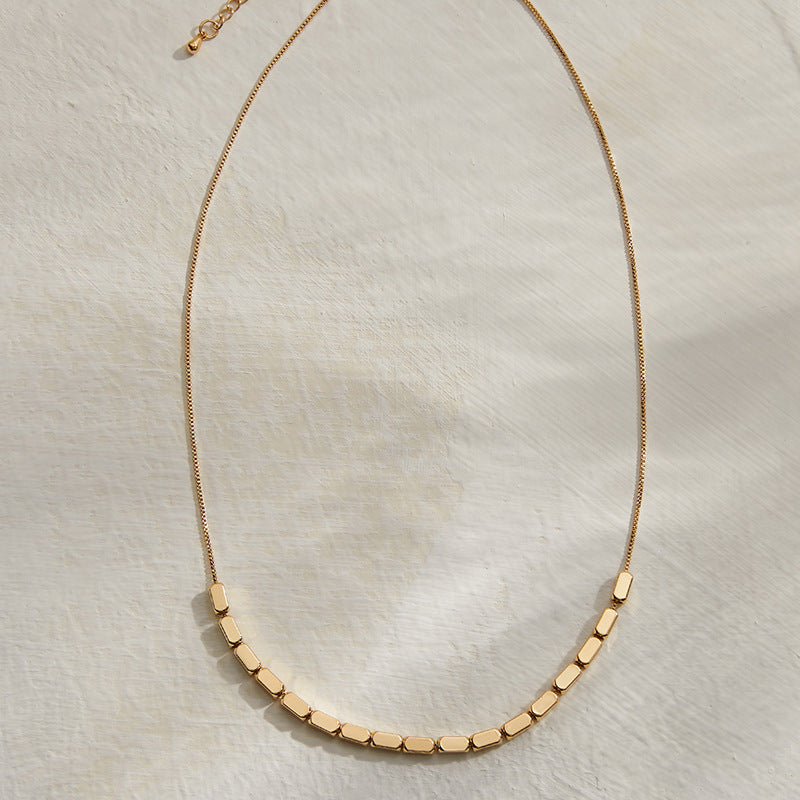 European-Inspired 14K Gold Square Necklace with a Chic Twist for Women