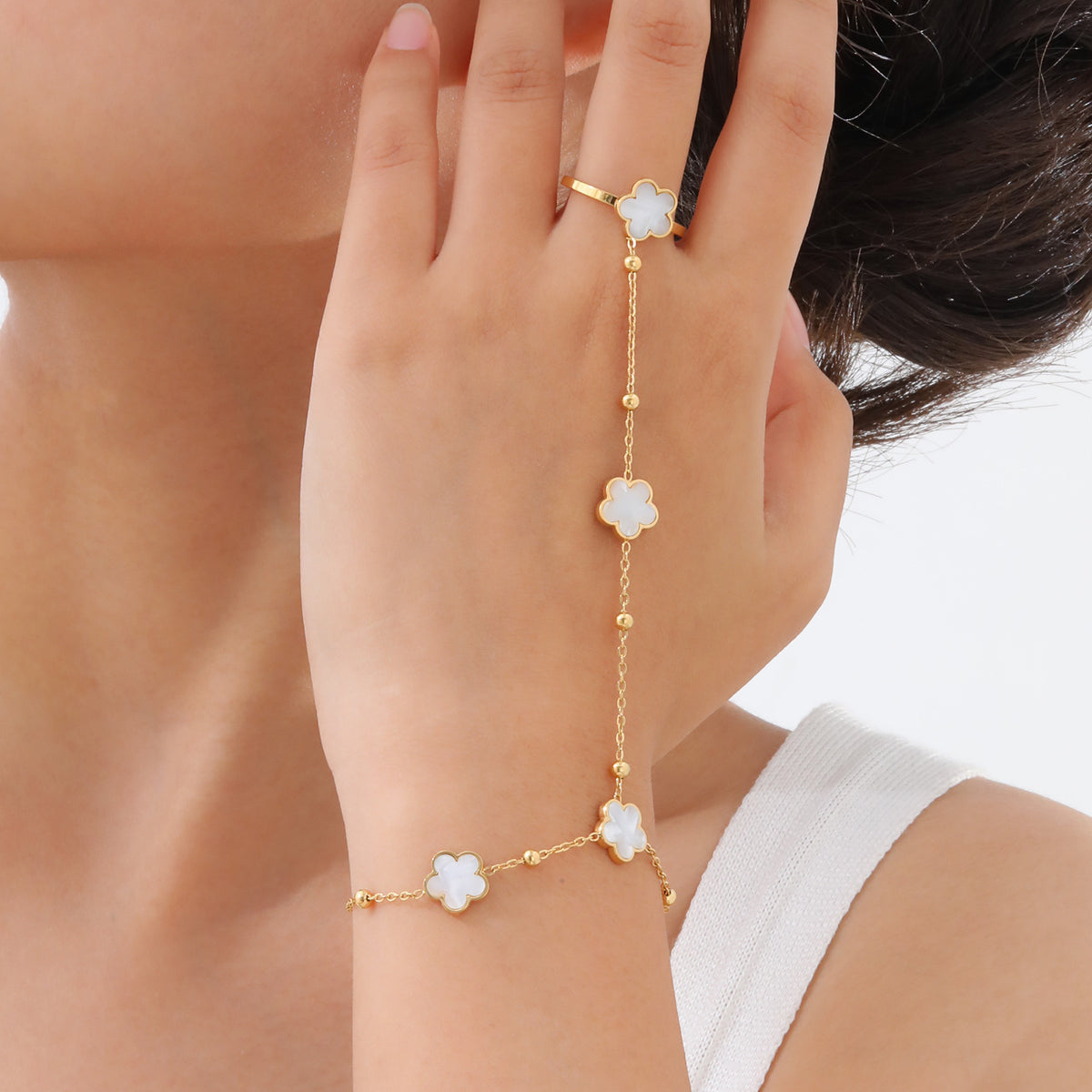 Stainless Steel White Shell Flower Beaded Finger Bracelet Gold