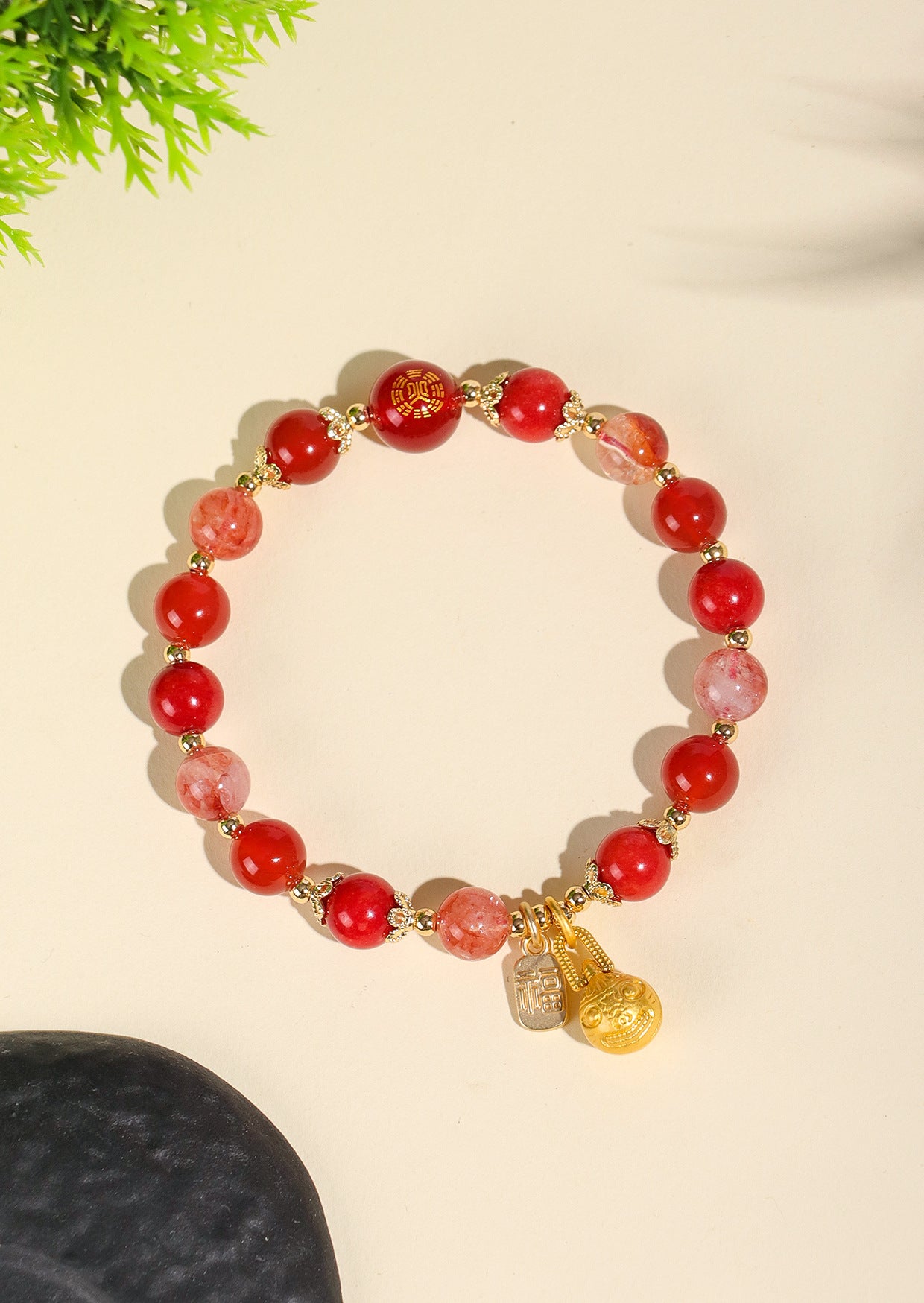 Planderful Fortune's Favor Bracelet – Elegant Crystal Agate Design