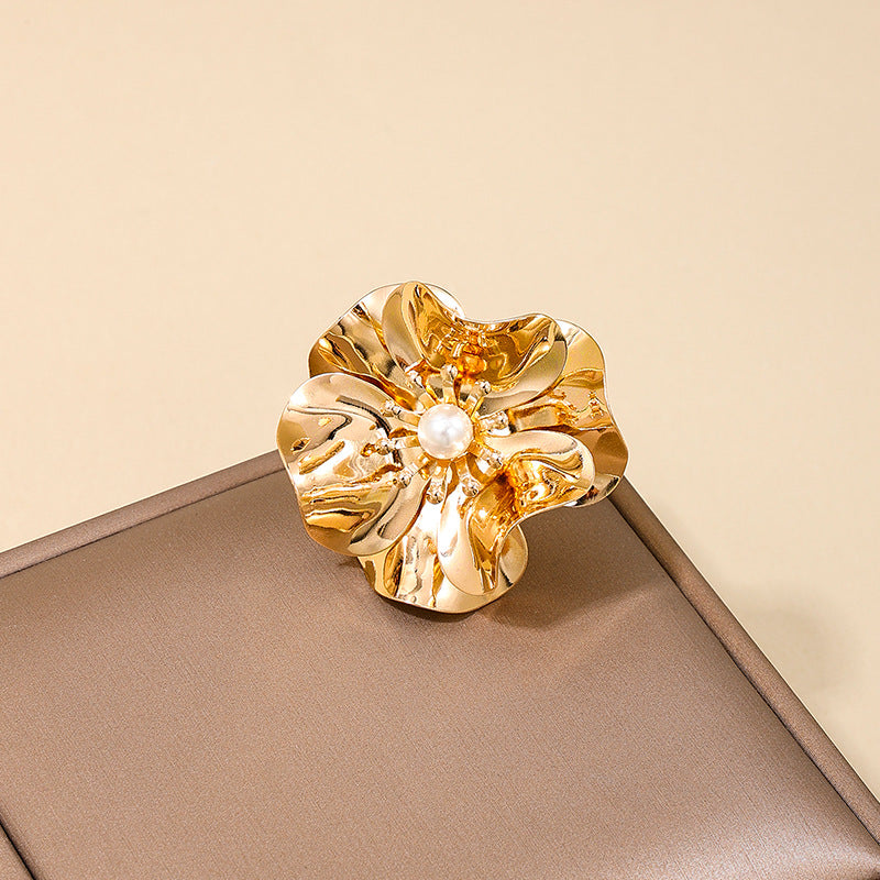 Extravagant Floral Statement Ring with Pearls - Vienna Verve Collection