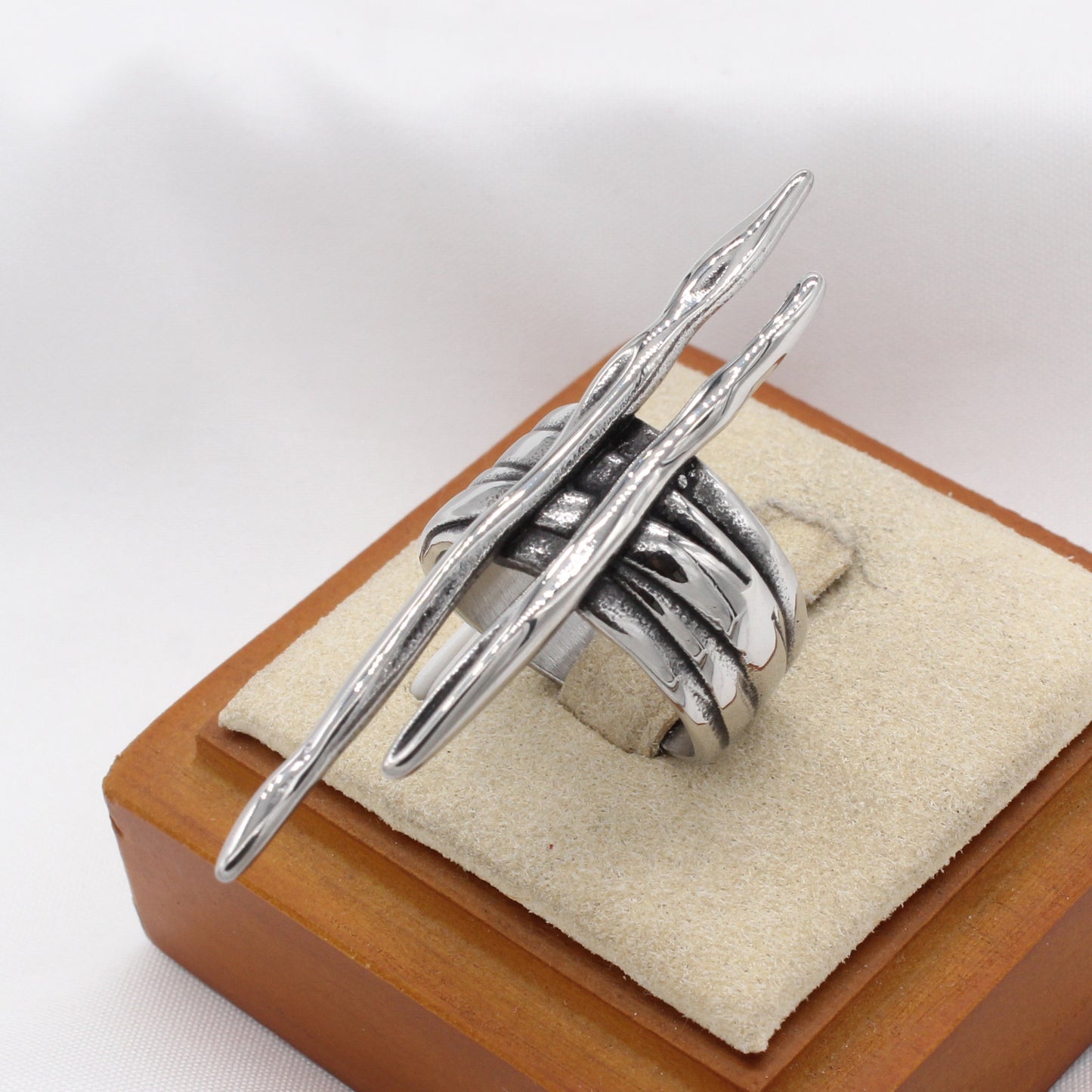 Planderful Jewelry European American Personalized Vintage Mens Titanium Ring for Everyday Wear