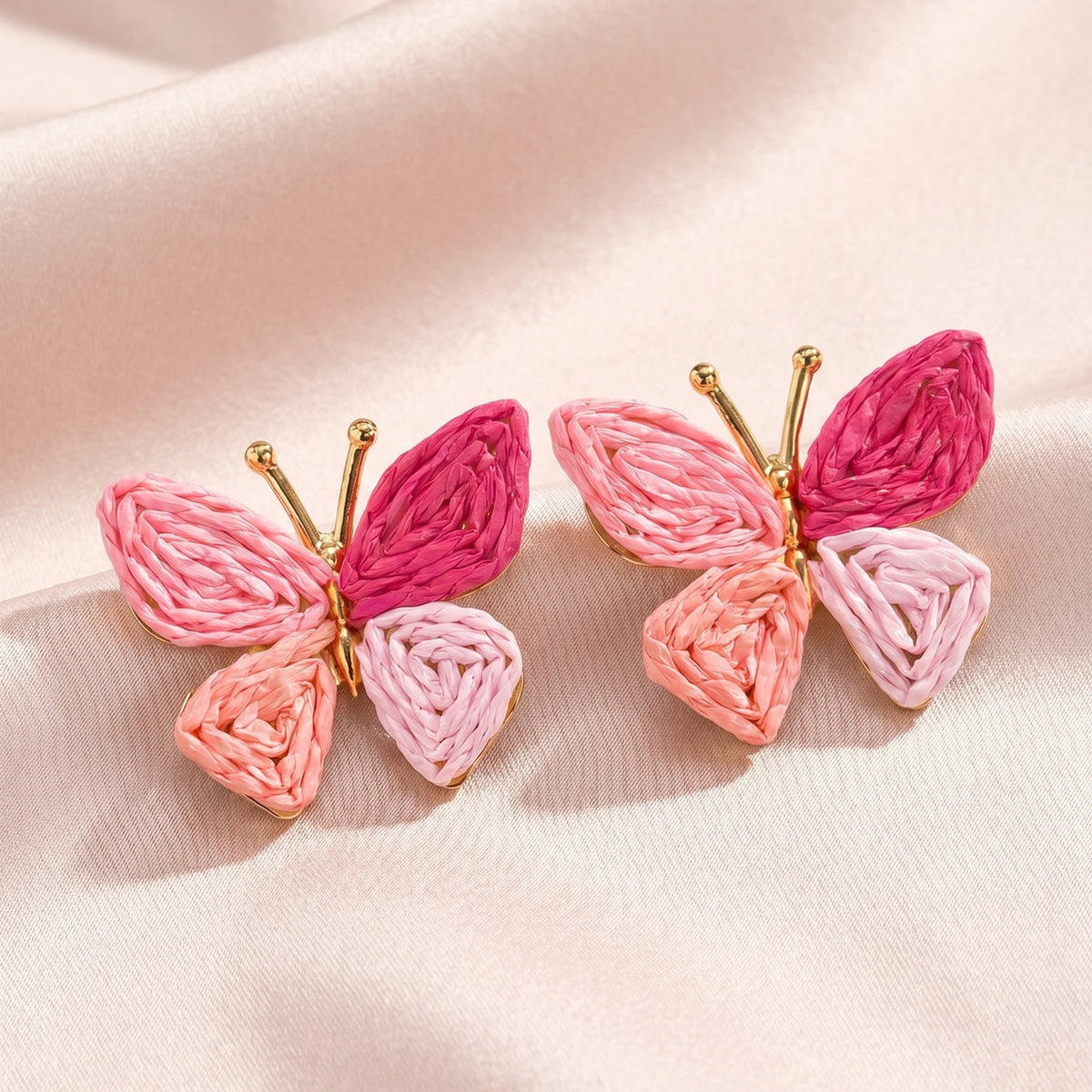 Shein Bohemian Vacation Wind Ears Hand-Woven Pink Rafite Earrings