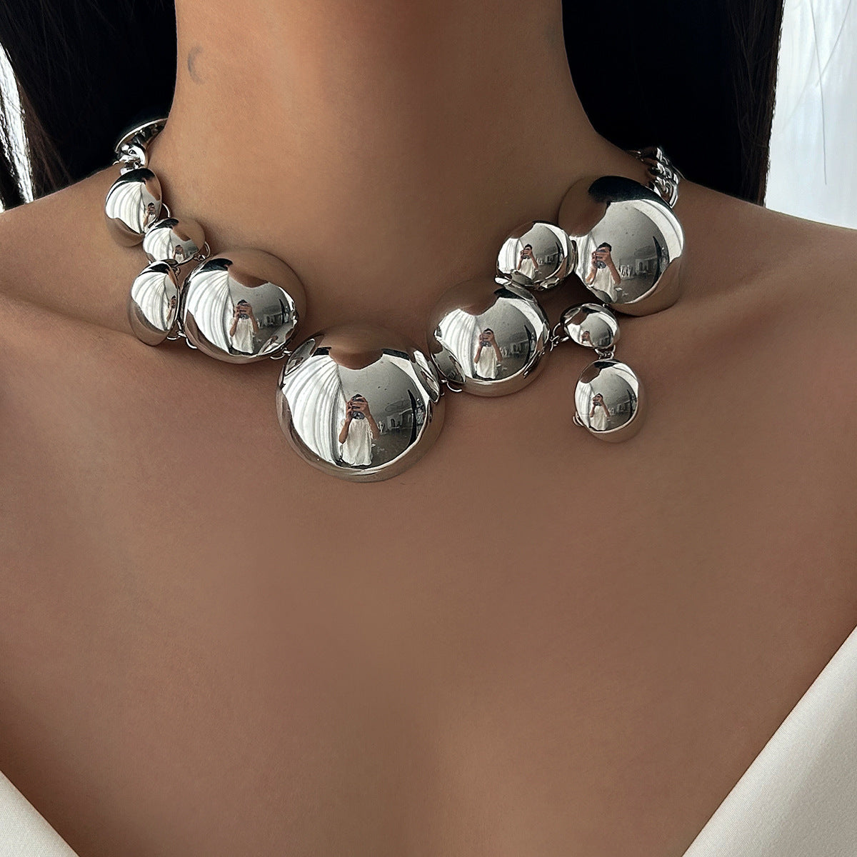 Planderful Vienna Verve Necklace – Retro Geometric Design