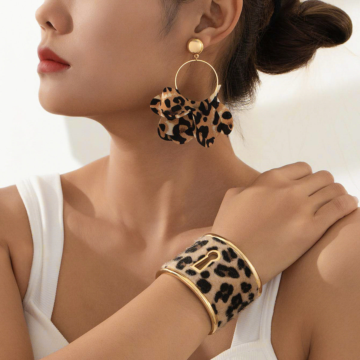 Planderful Vintage Maillard Keyhole Jewelry Set For Women