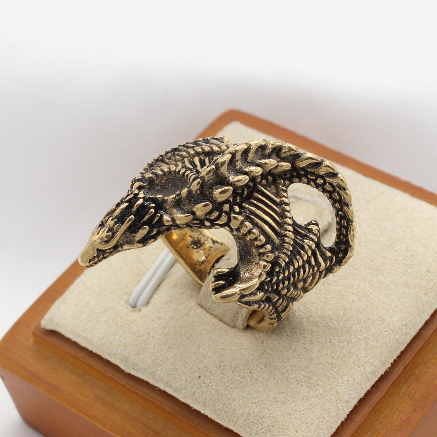 Planderful Everyday Genie Retro Dinosaur Men's Titanium Steel Ring – European and American Personalized Style