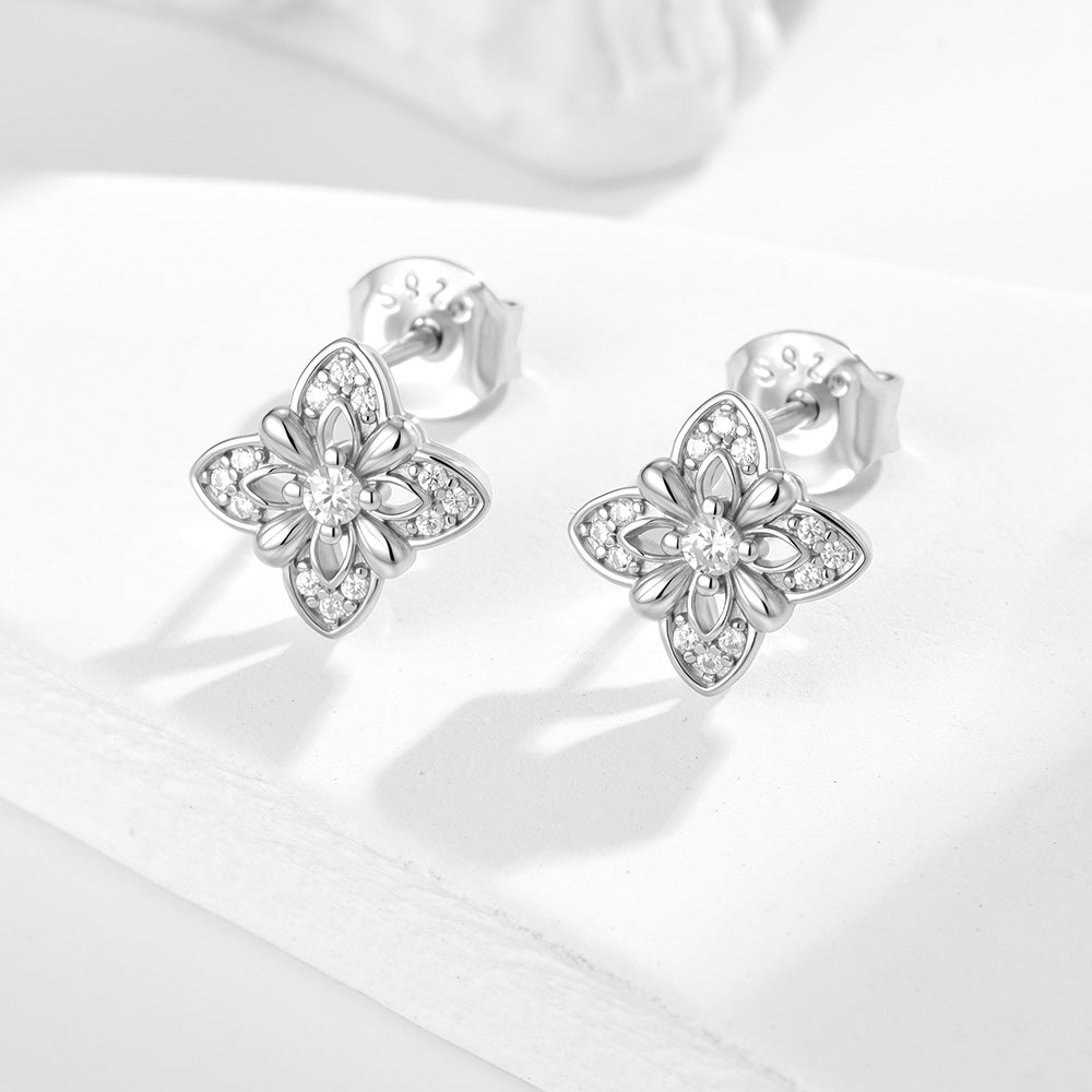 S925 Sterling Silver Zircon Lucky Four-Leaf Clover Earrings Design Earrings