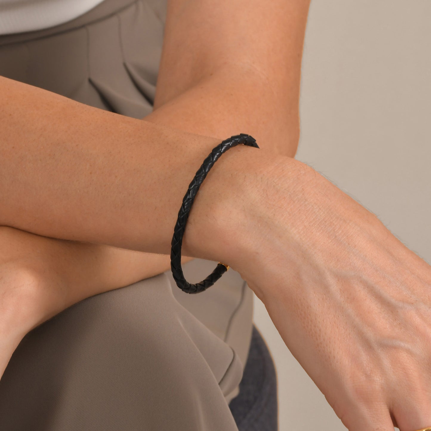 European And American Jewelry Black Leather Rope Bracelet