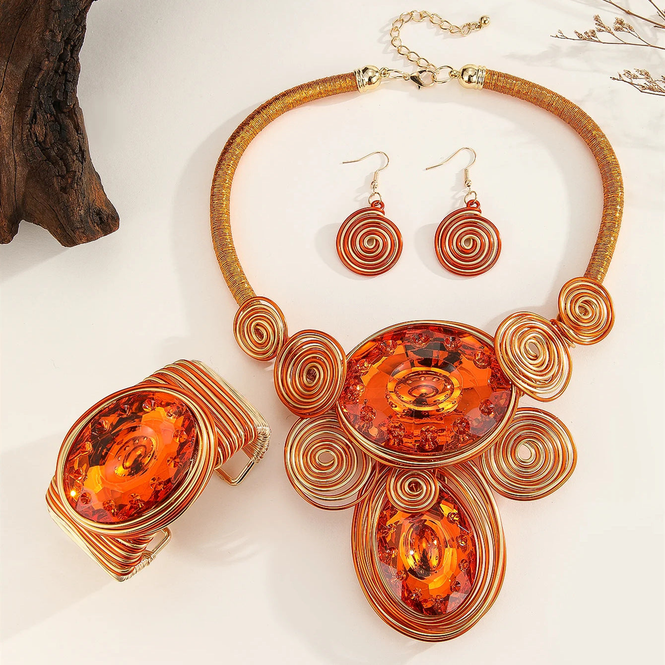 Planderful Savanna Rhythms Jewelry Set – Elegant Three-Piece Glass Pendant Design
