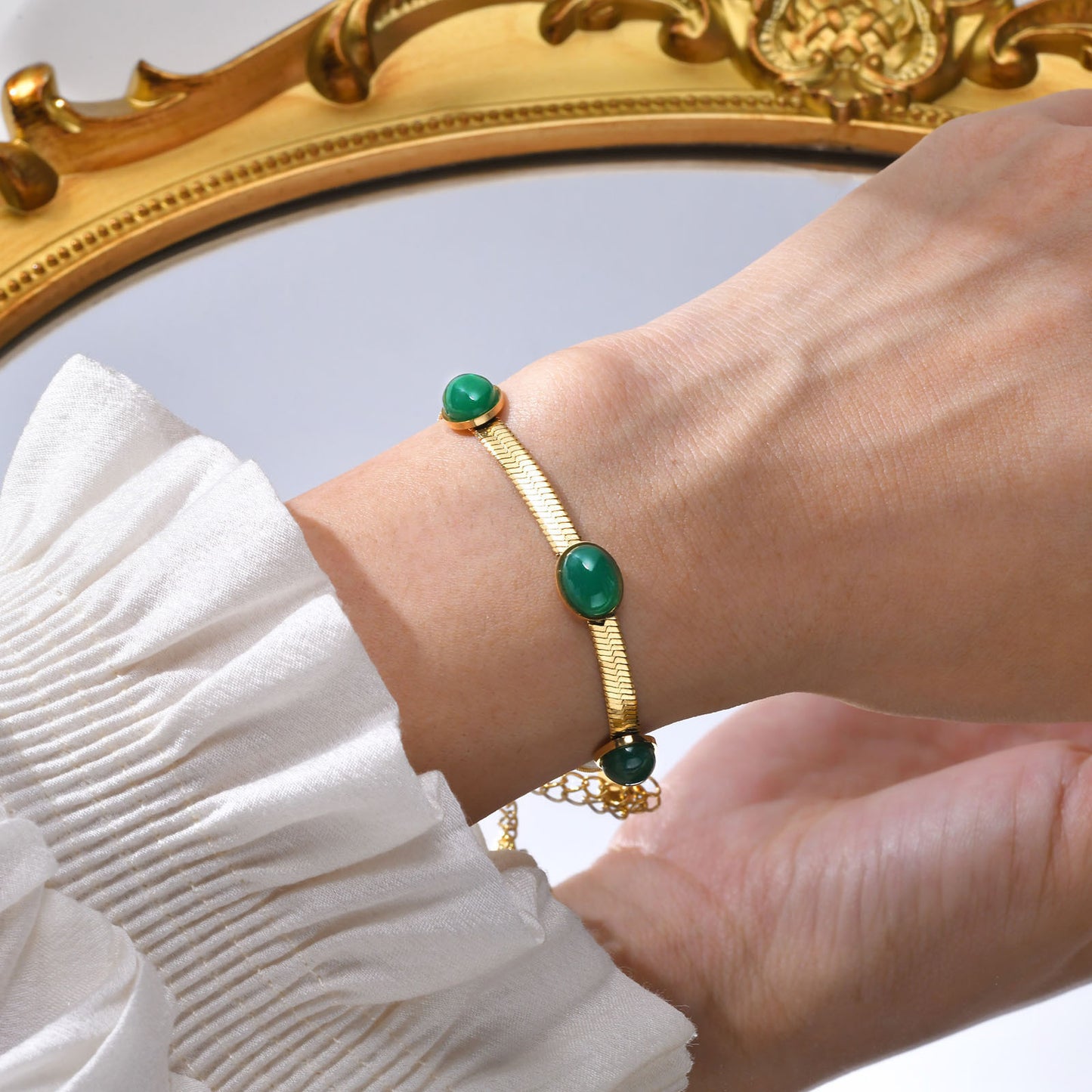 Wholesale European American Fashion Jewelry Gold Bracelet