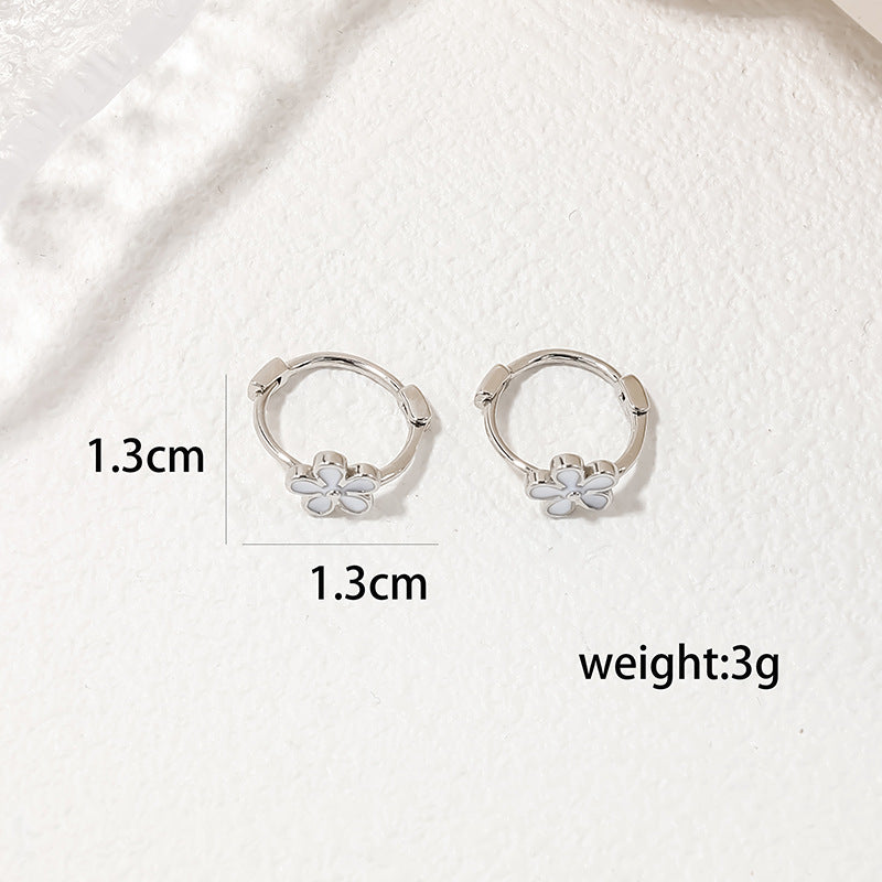 Sweet Daisy Delight Earrings - Vienna Verve Collection