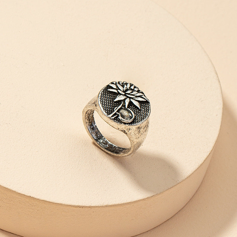 Retro Floral Ring - Vienna Verve Collection by Planderful