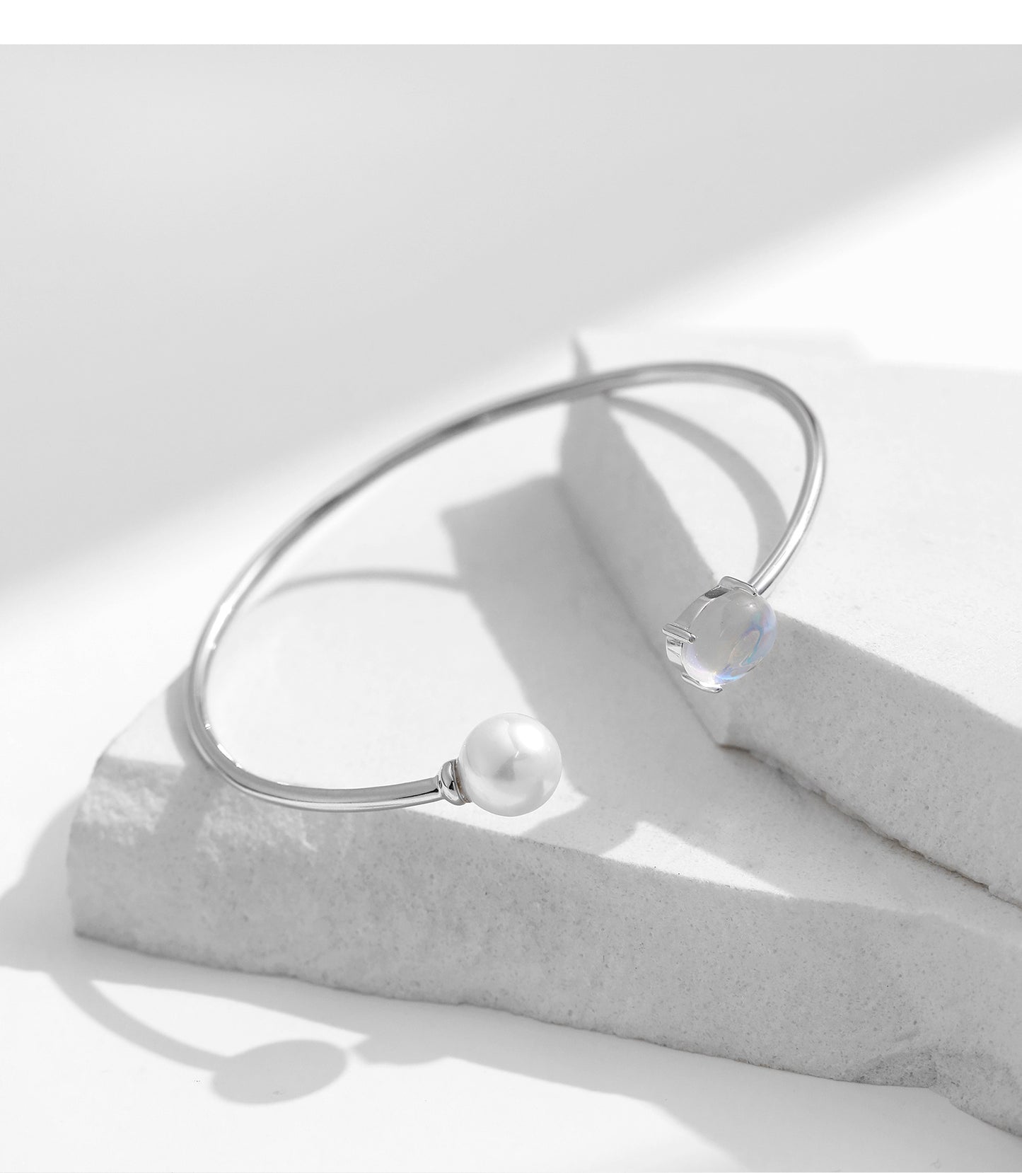 Elegant Sterling Silver Bracelet with Pearl and Moonlight Stone