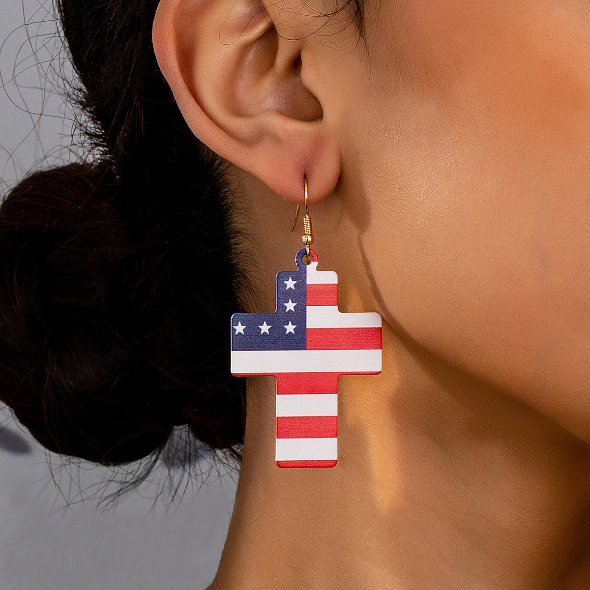 Planderful Vienna Verve Earrings – Stylish American Independence Day Design