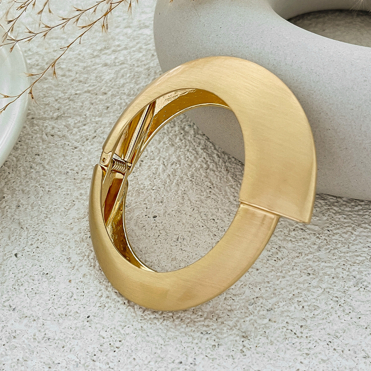 Statement Bracelet For Women Planderful Vienna Verve Exaggerated Niche Spring Buckle Wide Corrugated Opening