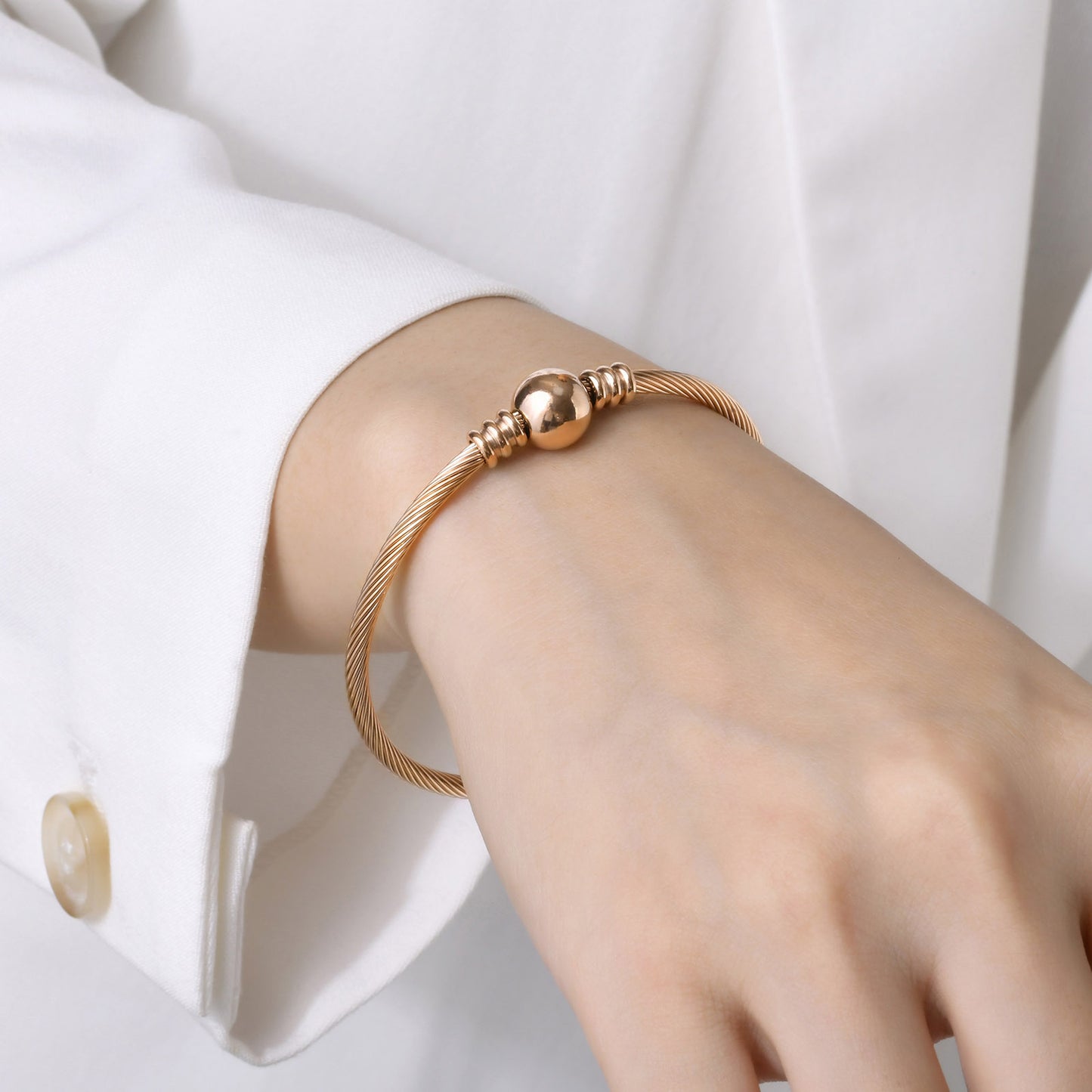 European And American Cold Wind Simple Light Bulb Bracelet