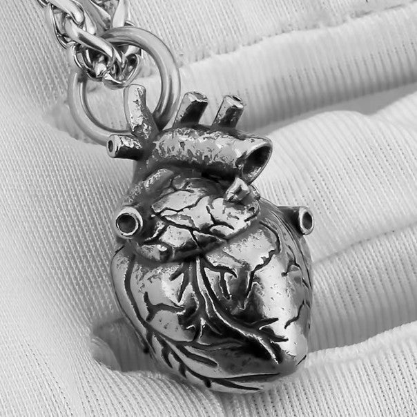 Planderful Three Dimensional Heart Pendant Necklace Unisex Personalized Dark Wind Style For Men And Women
