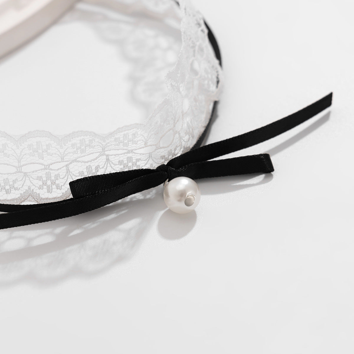 Bow Double-Layer Lace Choker