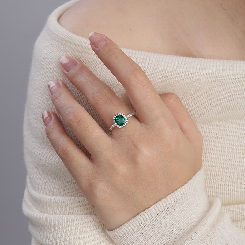 S925 Silver Ring 1.5 Carat Cushion Cut Lab Grown Emerald Halo