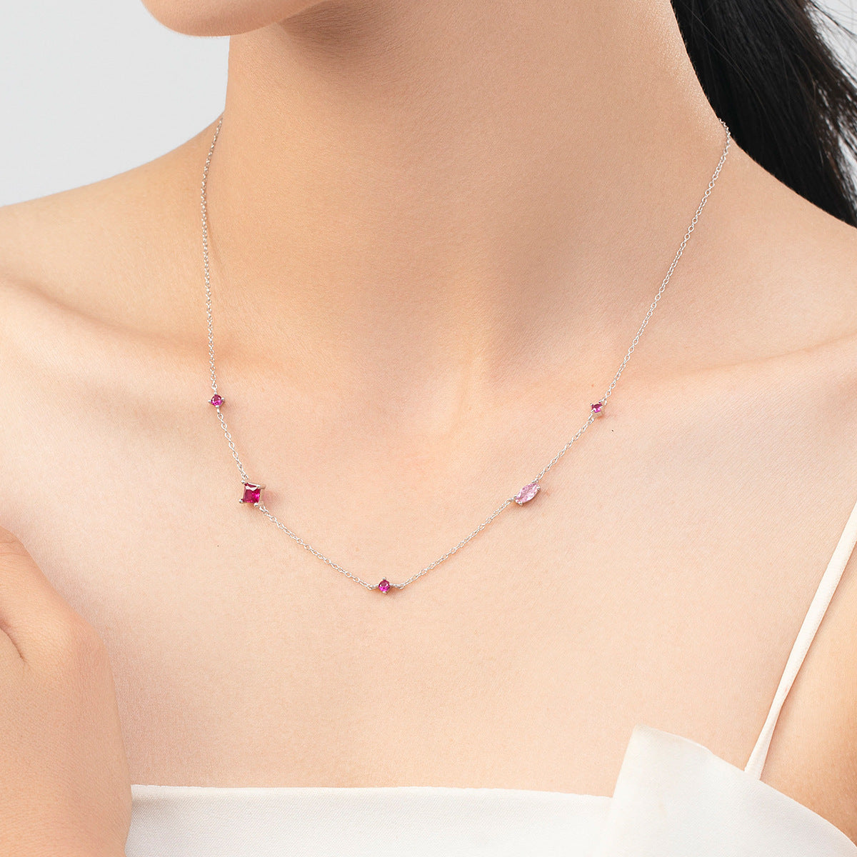 Fashionable Pigeon Blood Red Zircon Necklace for Women - Sterling Silver Variant