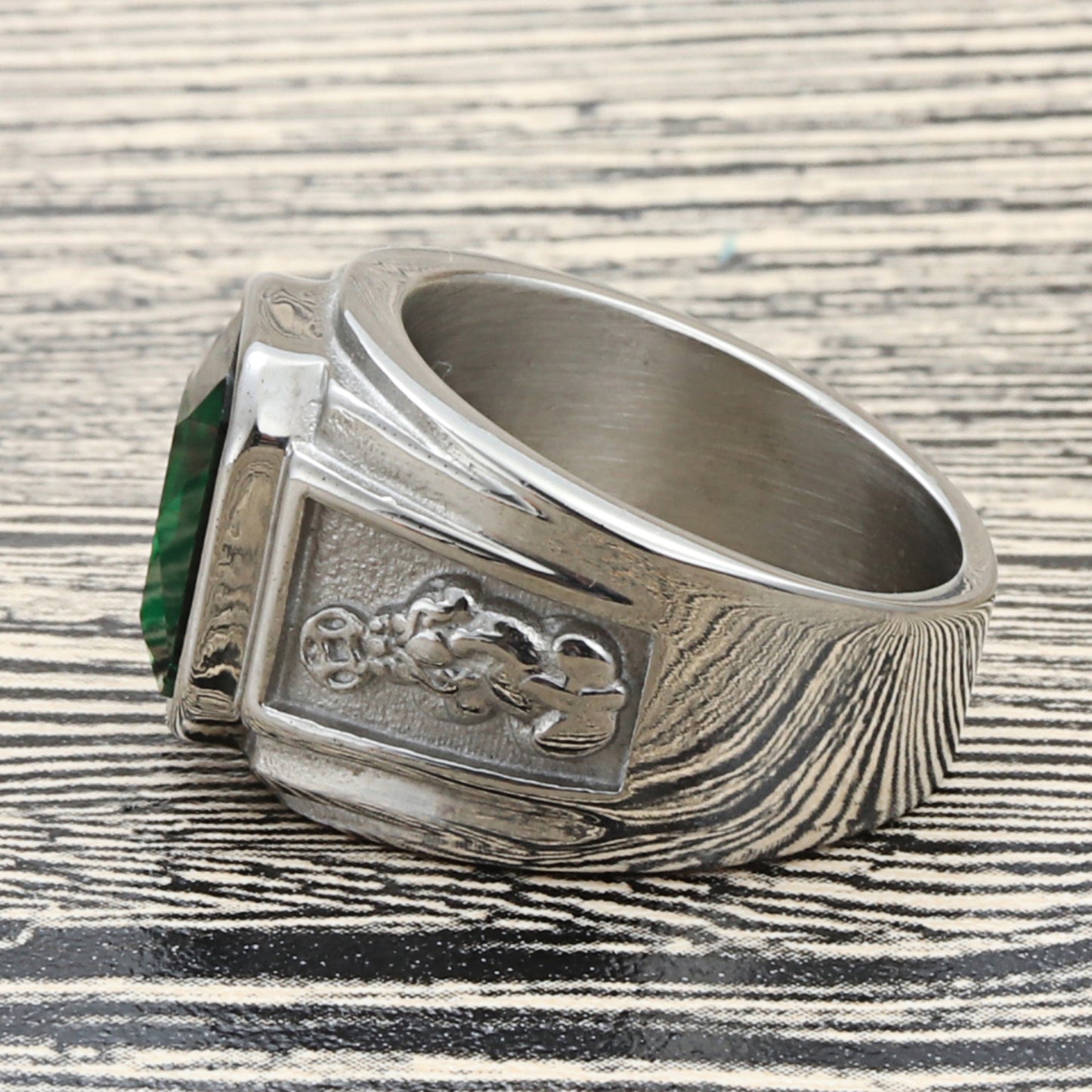 Titanium Steel Pixiu Ring with Green Stone - Retro Punk Style for Men