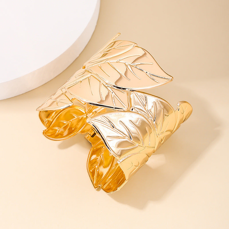 Spring Leaf Charm Bracelet - Vienna Verve Collection