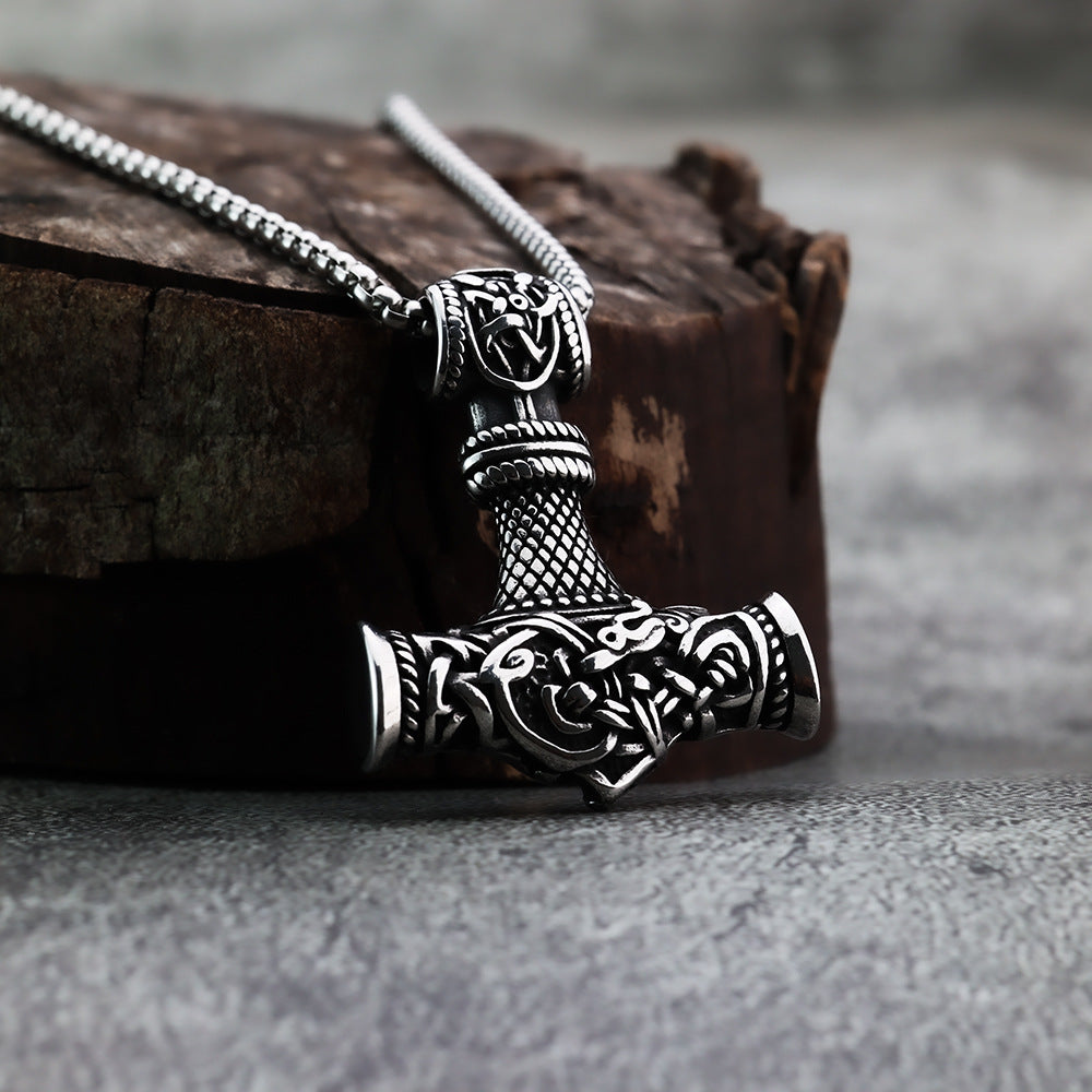 European and American Style Viking Pendant Necklace Jewelry