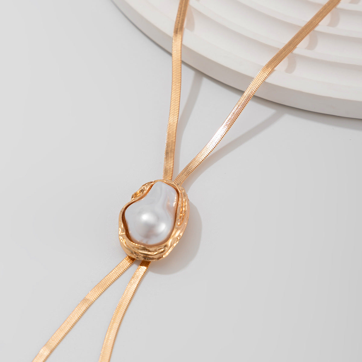 Baroque Pearl-Style Pendant & Snake Chain Necklace