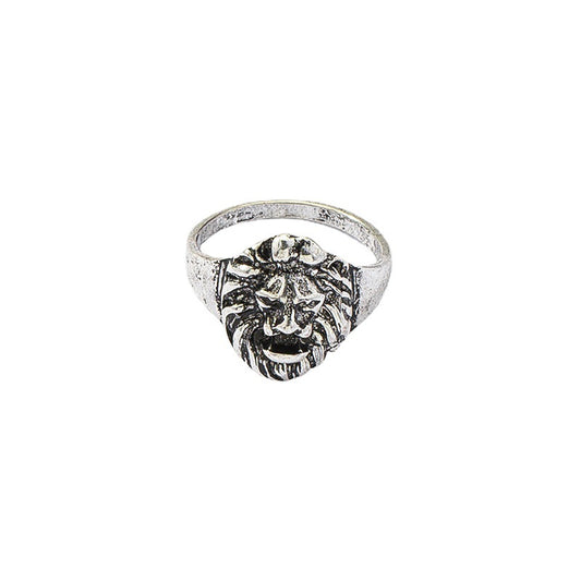 Majestic Lion Ring in Alloy with Vintage Charm