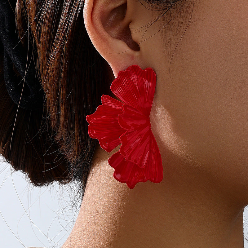 Planderful Vienna Verve Earrings – Elegant Metal Red Half Flower Design