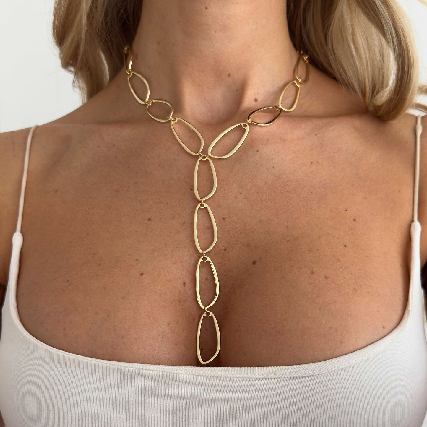 Hollow O-Ring Y-Shaped Fringe Necklace