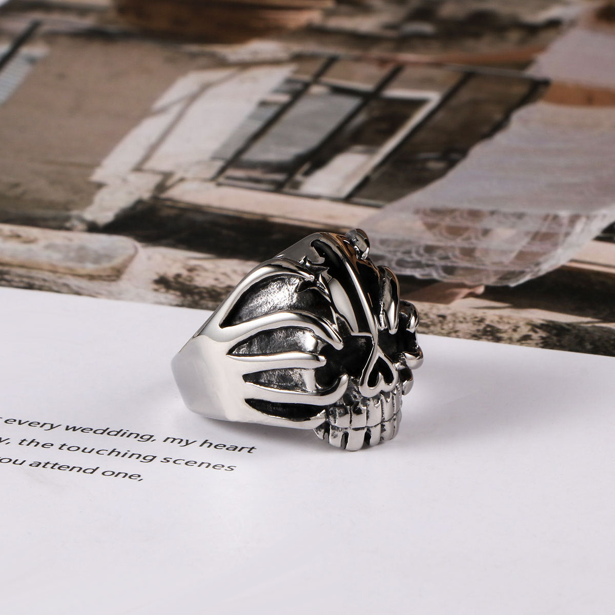 Retro Hipster Skull Hand Ghost Ring Titanium Steel Casting