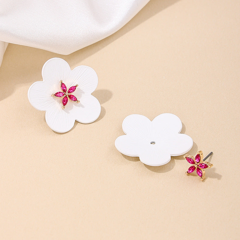 Glimmering Floral Stud Earrings for Stylish Ladies