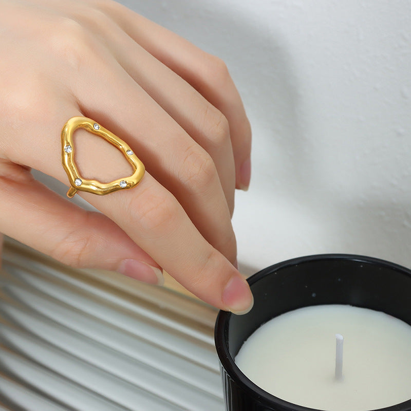Chic Geometric Zircon Ring in 18K Gold-Plated Titanium Steel