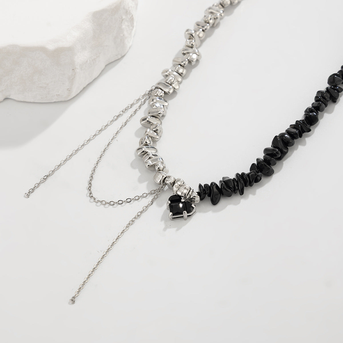 Heart-Shaped Zircon Pendant Pearl Necklace Crystal Beaded Fringed Collarbone Chain