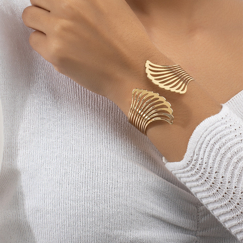 Luxury Adjustable Metal Bracelets with Unique Hollow Design - Vienna Verve Collection