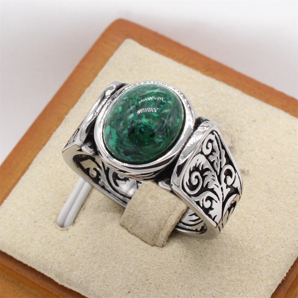 Planderful Everyday Genie – Personalized Retro Green Stone Men's Titanium Steel Ring