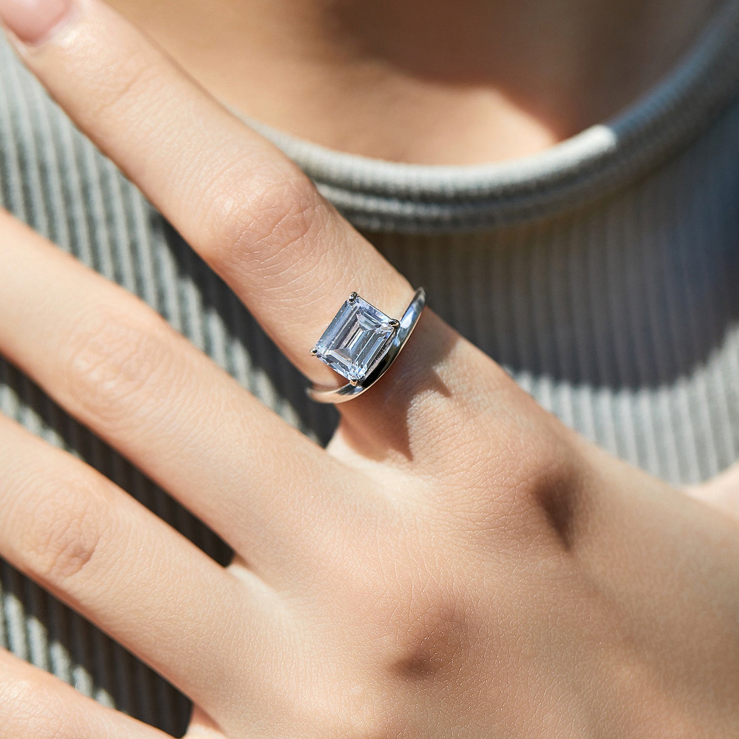 Planderful Everyday Genie Ring – Elegant Emerald Cut Zircon Design