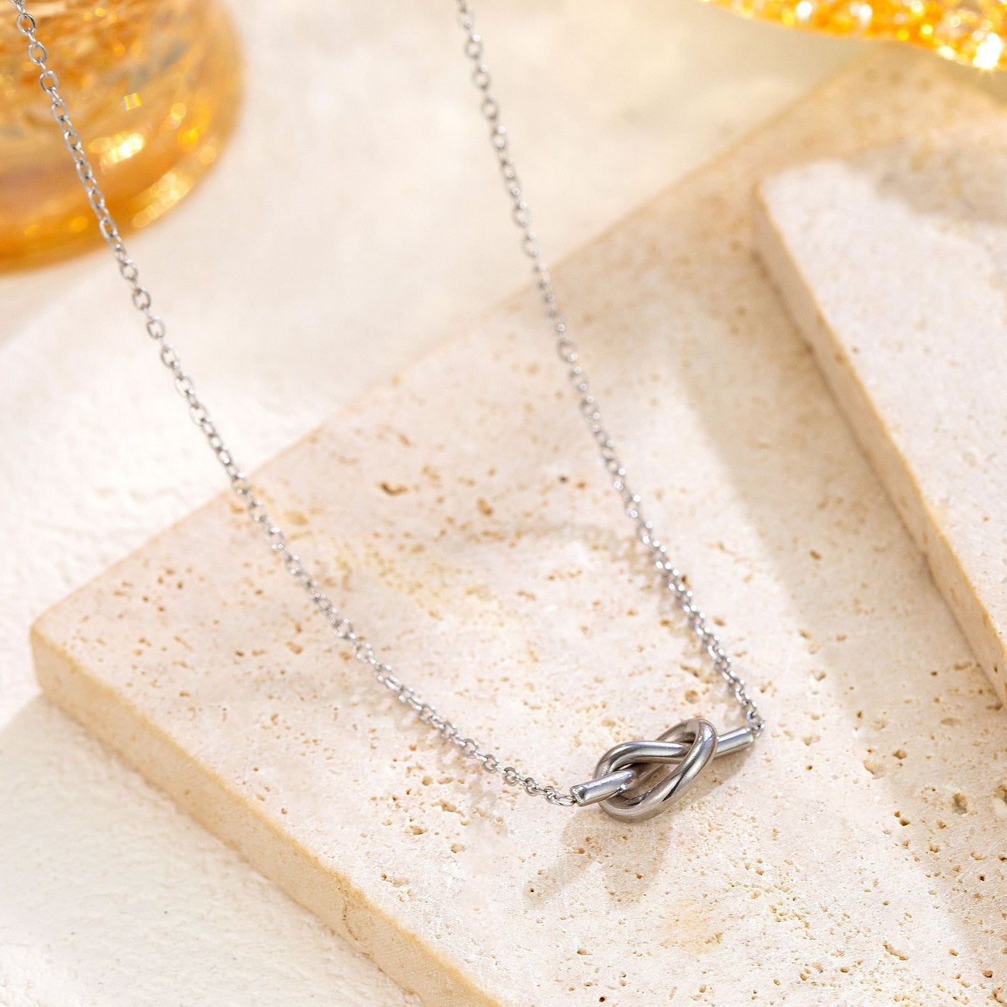 Planderful Jewelry Knot Love Titanium Steel Necklace For Women Exquisite Collarbone Chain Gold Tone