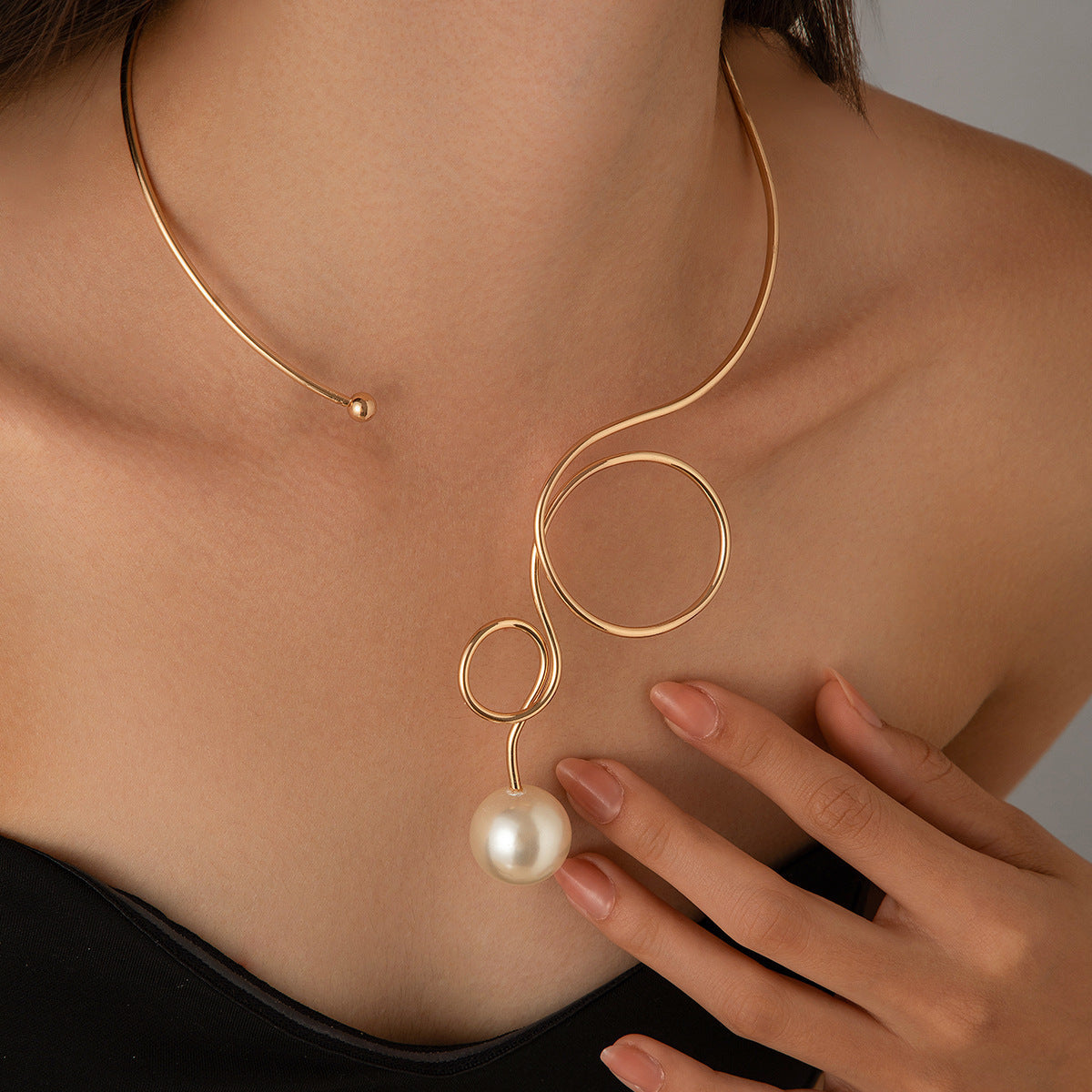 Pearl-Style Water Drop Hoop Choker