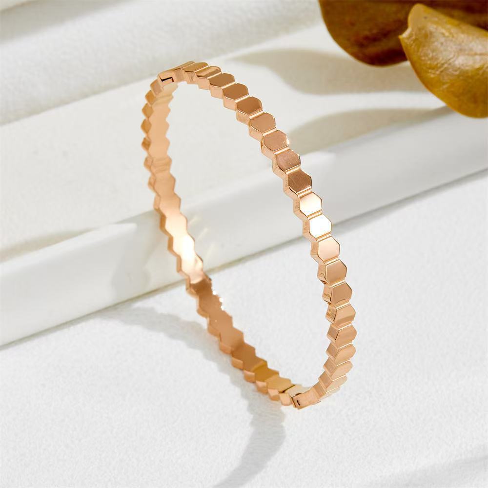 Planderful Jewelry Geometric Hexagonal Honeycomb Bracelet in Titanium Steel For Everyday Elegance