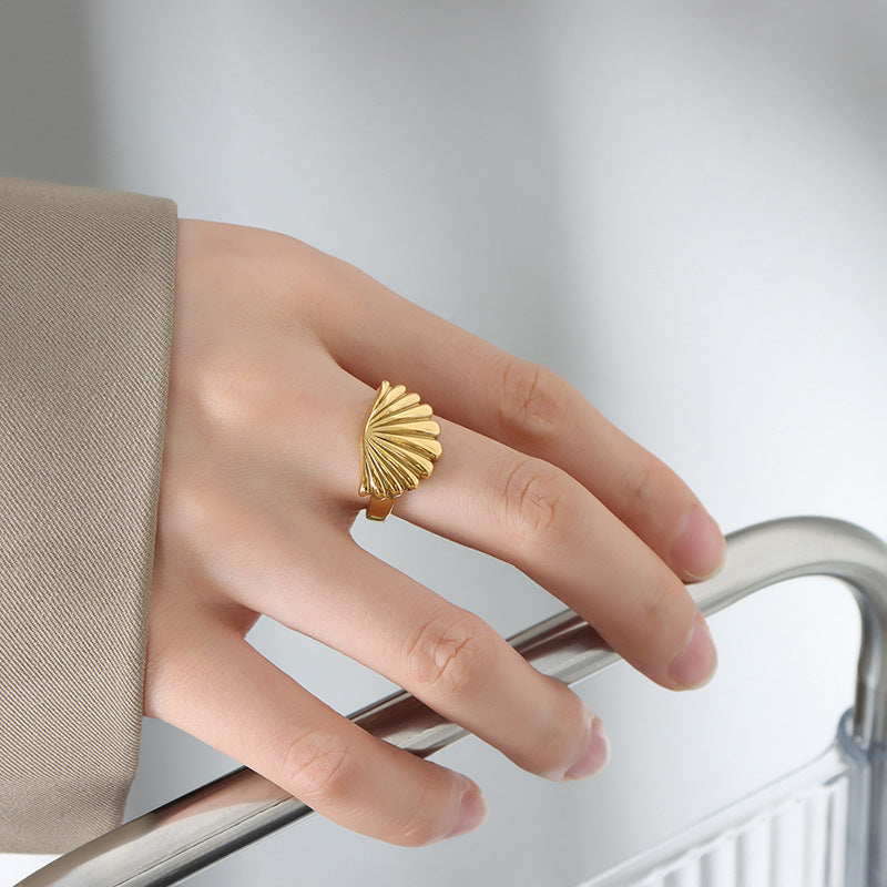 Golden Seashell Design Titanium Steel Ring - Everyday Genie Collection