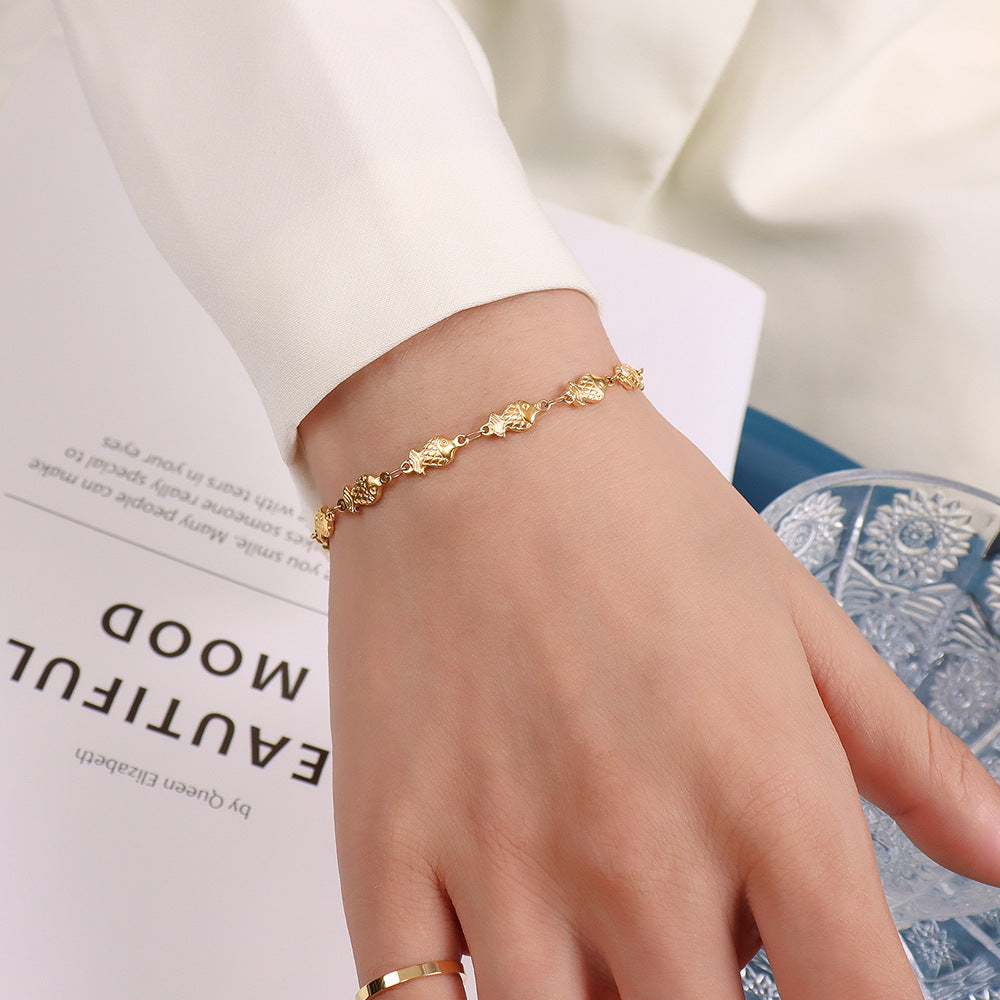 Niche Style Gold-Plated Titanium Steel Fish Tail Bracelet for Women
