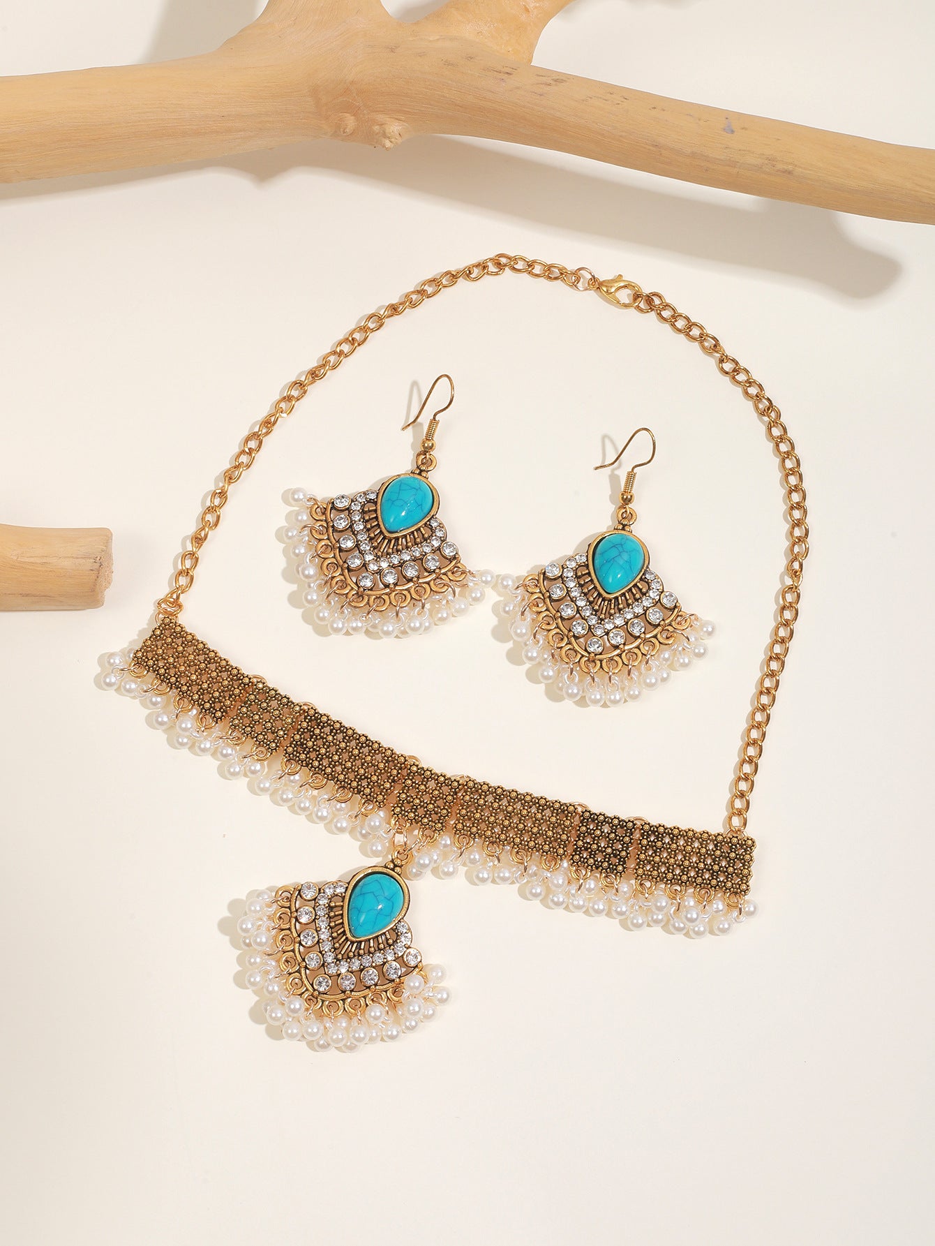 Indian Turquoise Pearl Collar Necklace and Earring Set