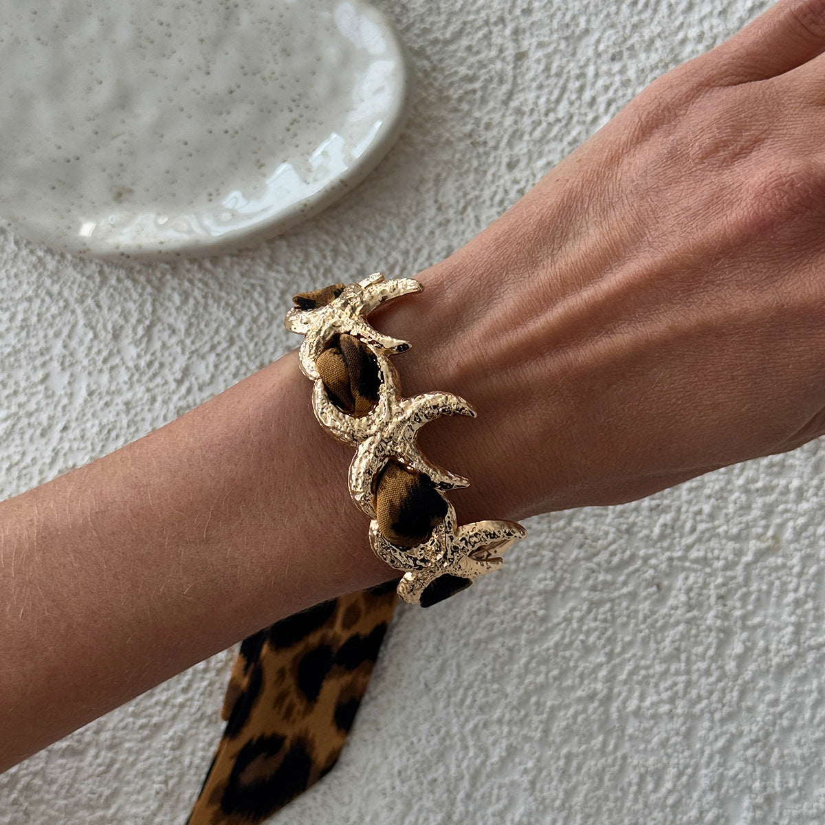 Planderful Silk Scarf Opening Bracelet Vintage Retro Gold Tone For Women Starfish Flower Engraved