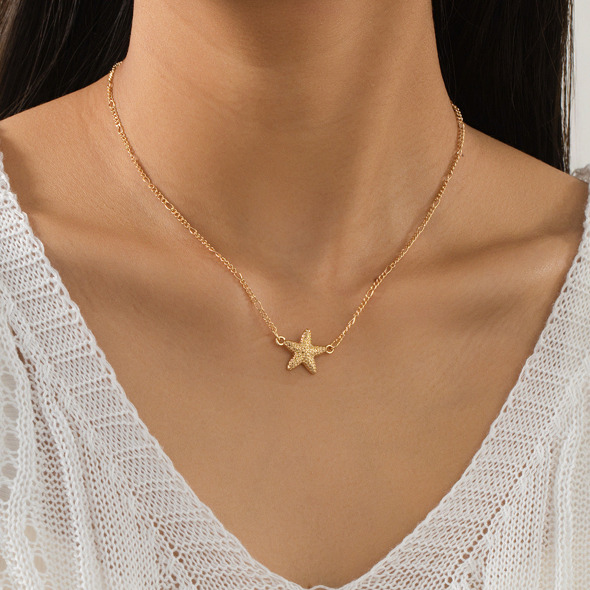 Planderful Vienna Verve Necklace – Minimalist Metal Starfish Design