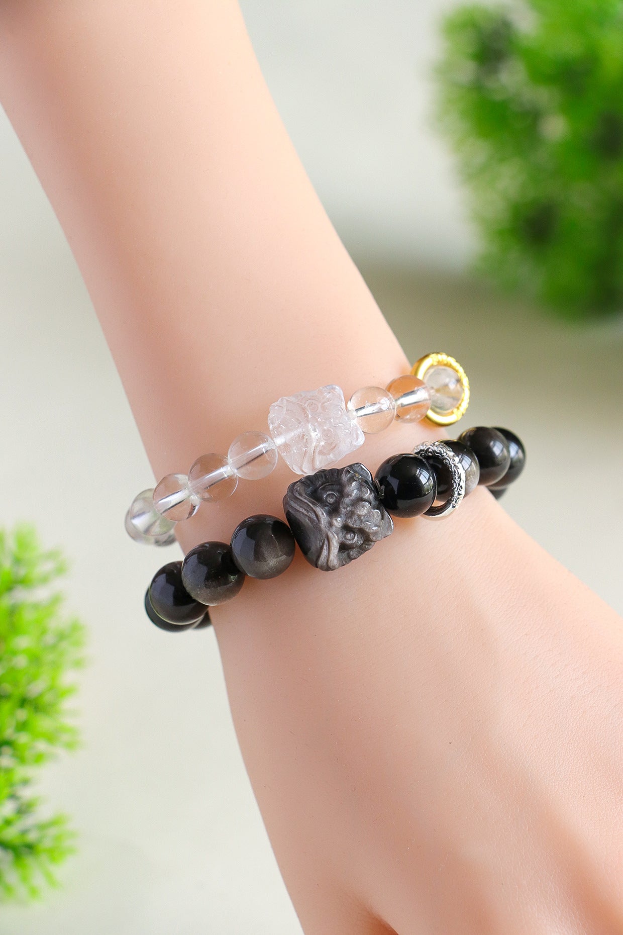 Planderful Fortune's Favor Bracelet – Elegant Crystal and Silver Obsidian Design