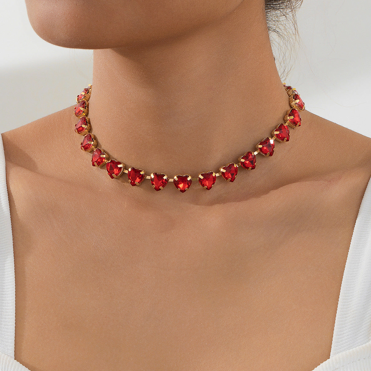 Planderful Vienna Verve Necklace – Elegant Metal Peach Heart Design