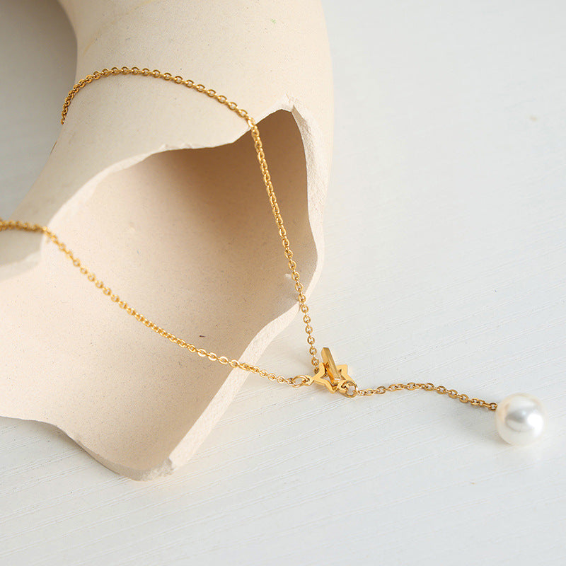 Luxurious High Gloss Shell Bead Pendant with Dainty Gold-Plated Star Necklace for Women