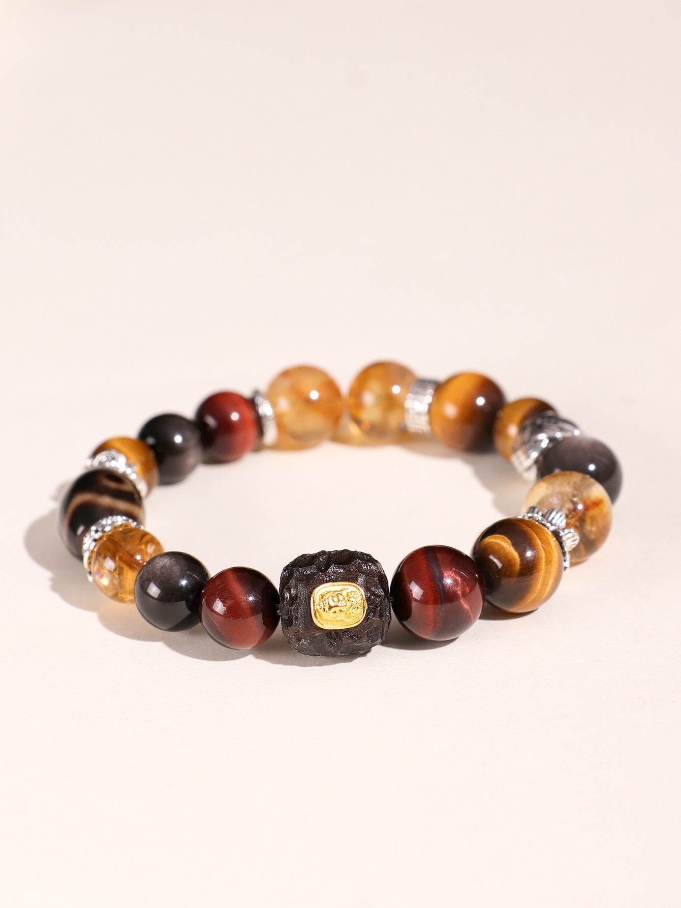 Planderful Fortune's Favor Bracelet – Natural Crystal Agate and Sandalwood Design