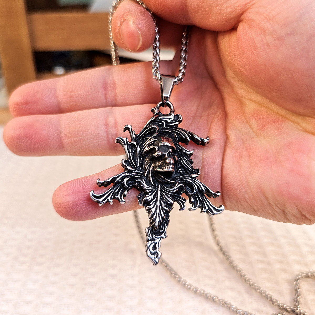 Gothic Stainless Steel Men's Necklace – Hip Hop Skull Pendant